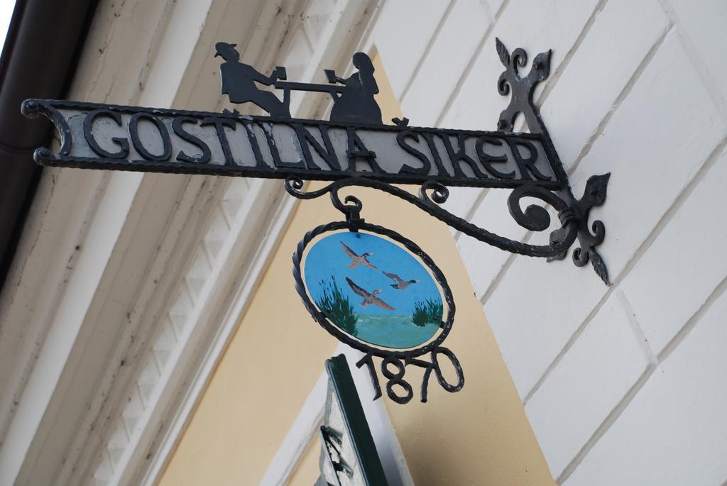 Siker B&B Hotel Pernica Buitenkant foto
