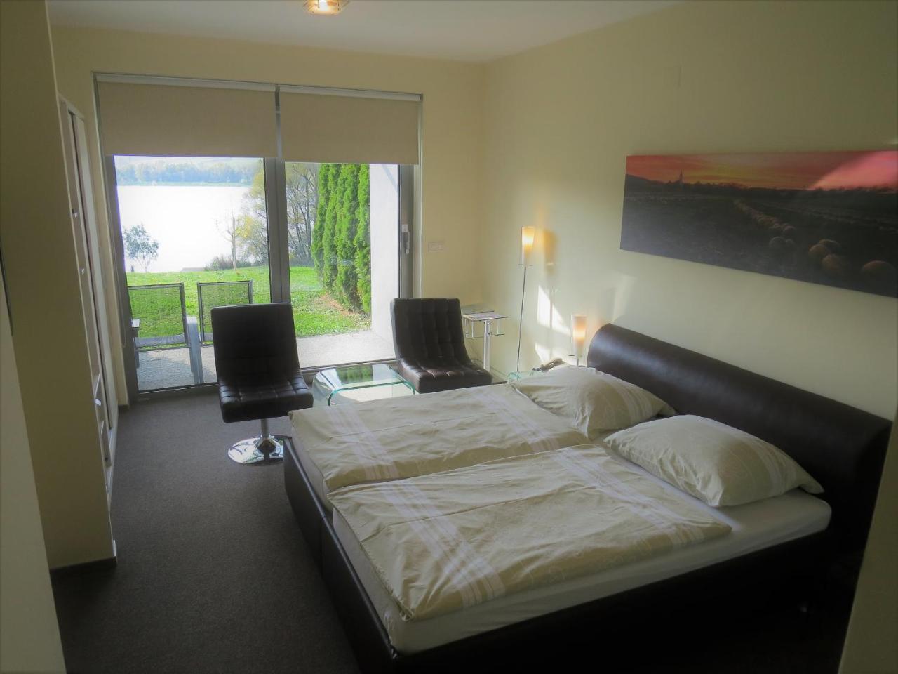 Siker B&B Hotel Pernica Buitenkant foto